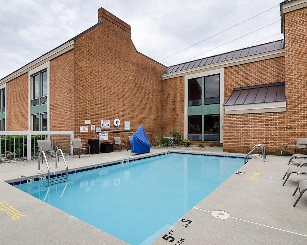 Best Western North Roanoke Troutville Ngoại thất bức ảnh