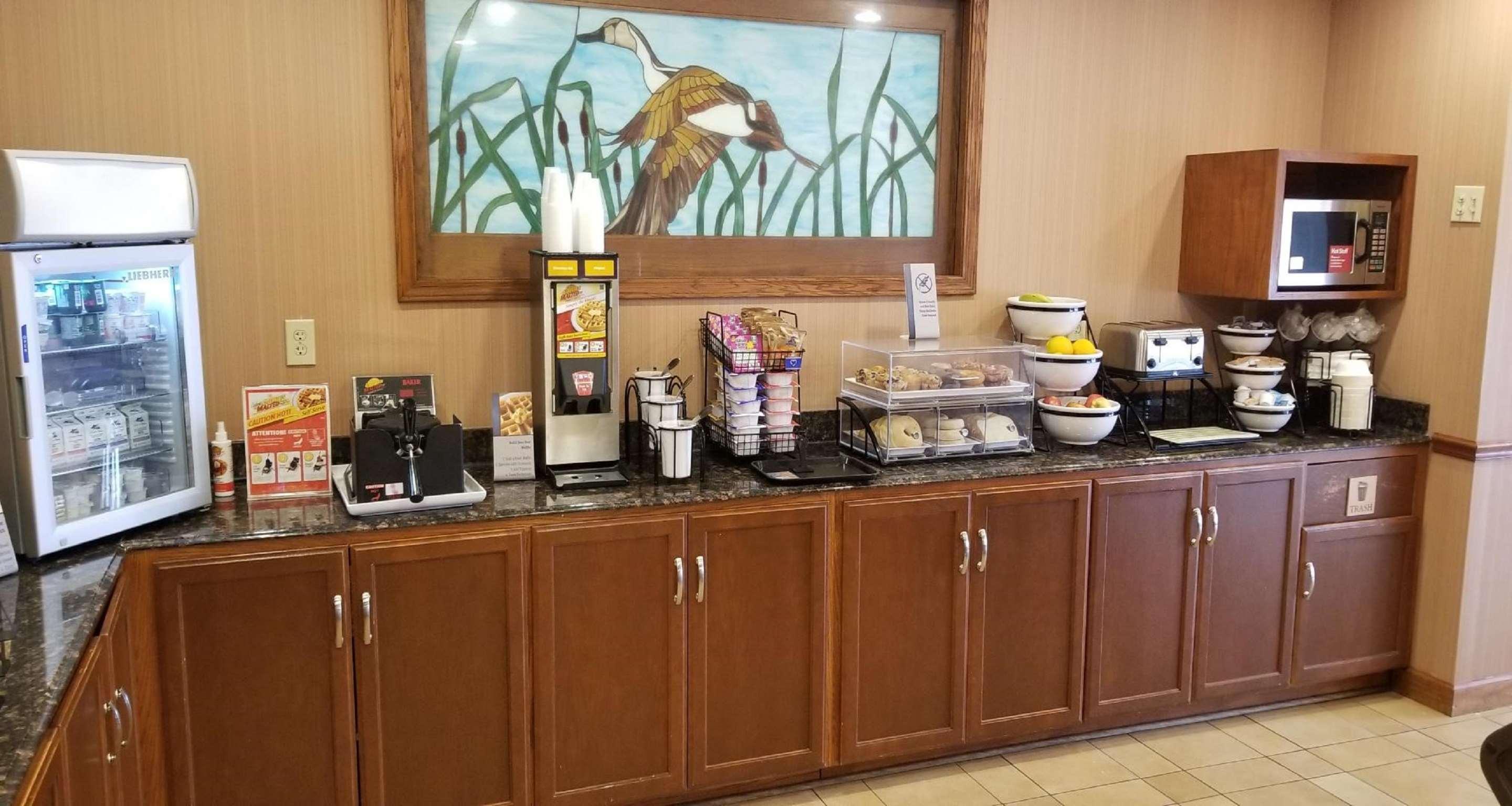 Best Western North Roanoke Troutville Ngoại thất bức ảnh