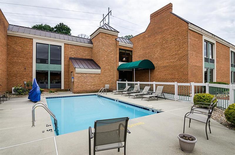 Best Western North Roanoke Troutville Ngoại thất bức ảnh